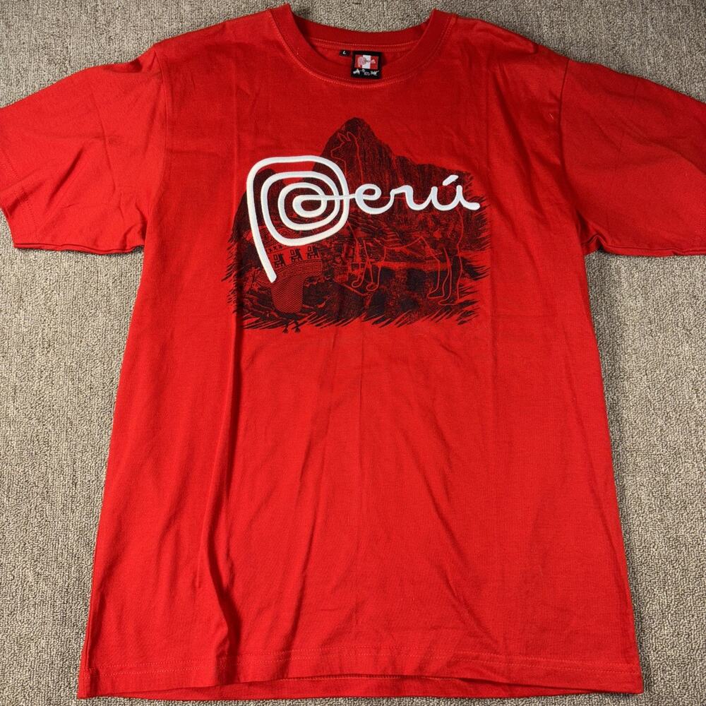 Peru Y2K Emboidered Men’s T-shirt Mountains Large Red